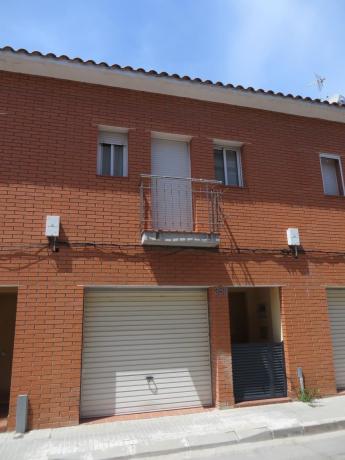 Продажа квартиры на Piso en Calle de Sant Isidre, Palau-Solità i Plegamans, Палау-Солита и Плегаманс
 photo