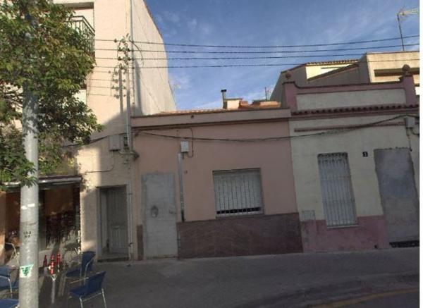 Chalet pareado en Calle del Doctor Balari, Gràcia, Sabadell photo