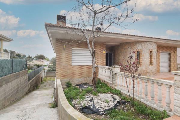 Casa o chalet independiente en Calle d'Alacant, Canyelles photo 1
