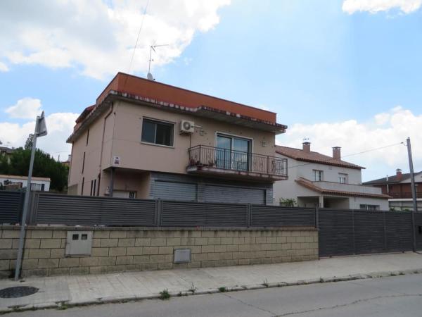 Casa o chalet independiente en Calle de Palaudàries, Lliçà d'Amunt photo 1