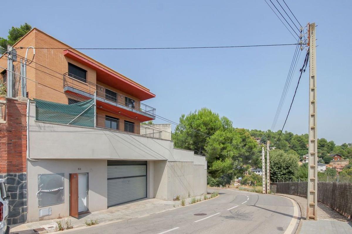 Properties for sale and rent in Spain photo 1