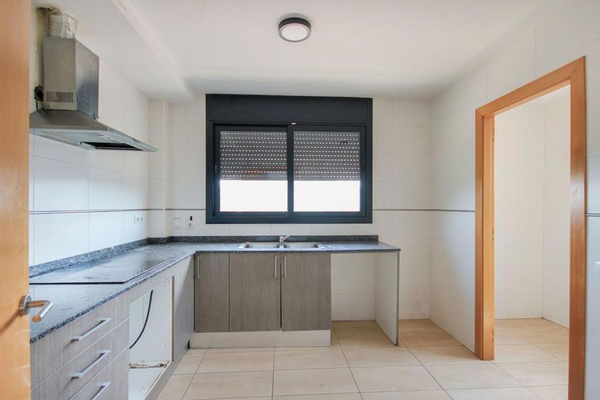 Properties for sale and rent in Spain photo 5
