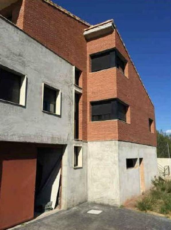 Propiedades en venta y alquiler en España photo 5
