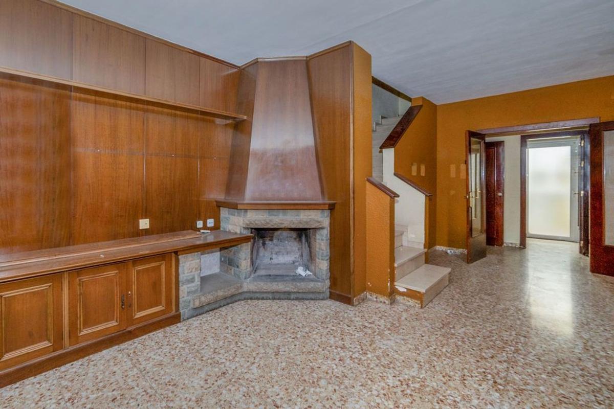 Venta de chalet independiente en Chalet pareado en Calle del Pare Rodés, Santa Perpètua de Mogoda, Santa Perpètua de Mogoda
photo 5