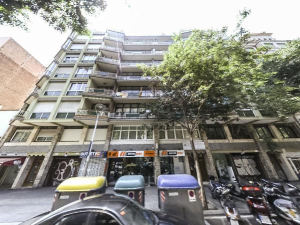 Продажа квартиры на Piso en Calle de Casanova, Sant Antoni, Barcelona, Барселона
 photo