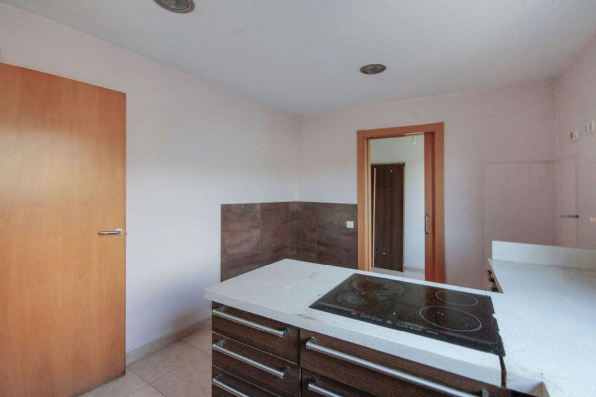 Недвижимость на продажу и в аренду в Испании photo 4