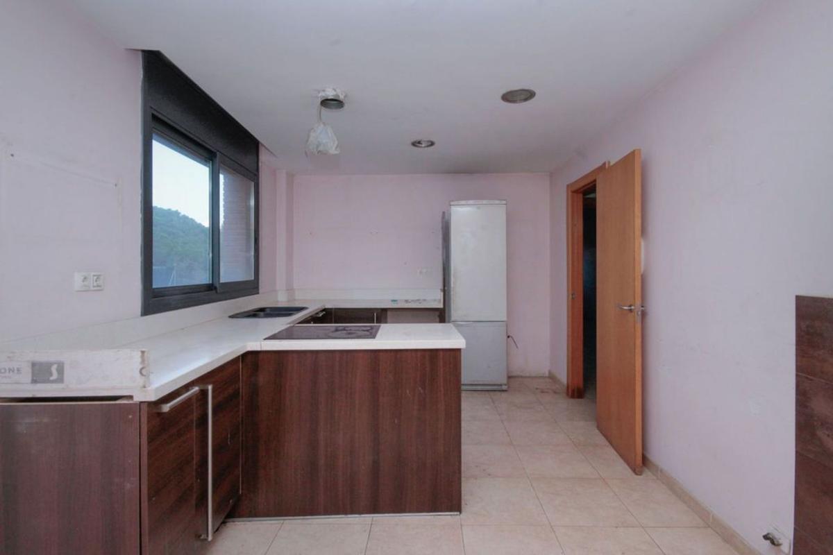 Недвижимость на продажу и в аренду в Испании photo 5