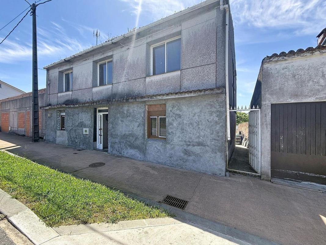 Properties for sale and rent in Spain photo 1