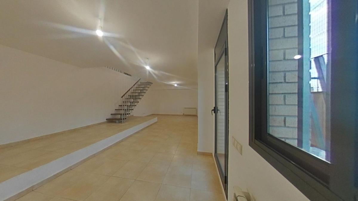 Продажа квартиры на Piso en Calle del Perú, Riera Alta - Llatí, Santa Coloma de Gramenet, Санта-Колома-де-Граменет
photo 5