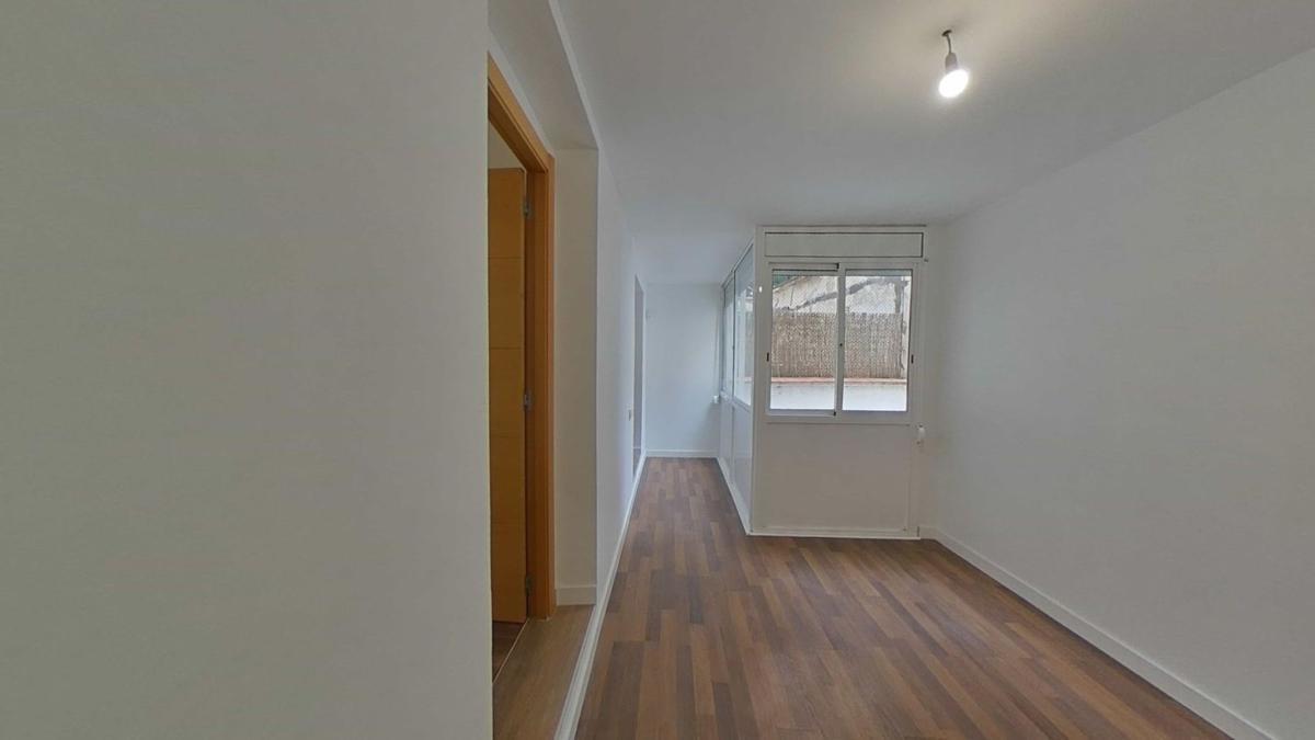 Sale of apartment in Piso en Calle de Pasteur, El Carmel, Barcelona, Barcelona
 photo 2