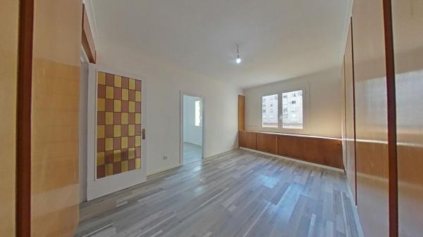 Продажа квартиры на Piso en Calle de Còrsega, La Sagrada Família, Barcelona, Барселона
photo 1