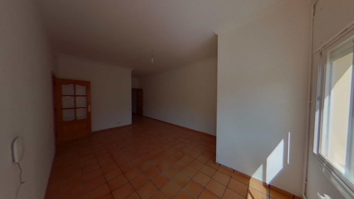 Sale of apartment in Piso en Avenida de Manuel Girona, El Castell-Poble Vell, Castelldefels, Castelldefels
 photo 5