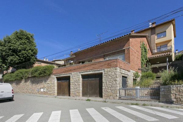 Casa o chalet independiente en Calle de Mossèn Pere Bertran, Moià photo 1