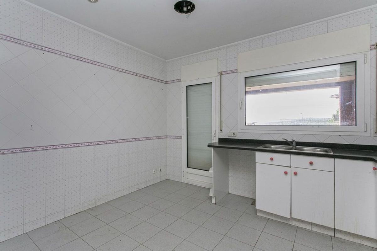 Недвижимость на продажу и в аренду в Испании photo 5