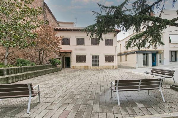 Chalet pareado en Plaza Major, Vacarisses photo 1