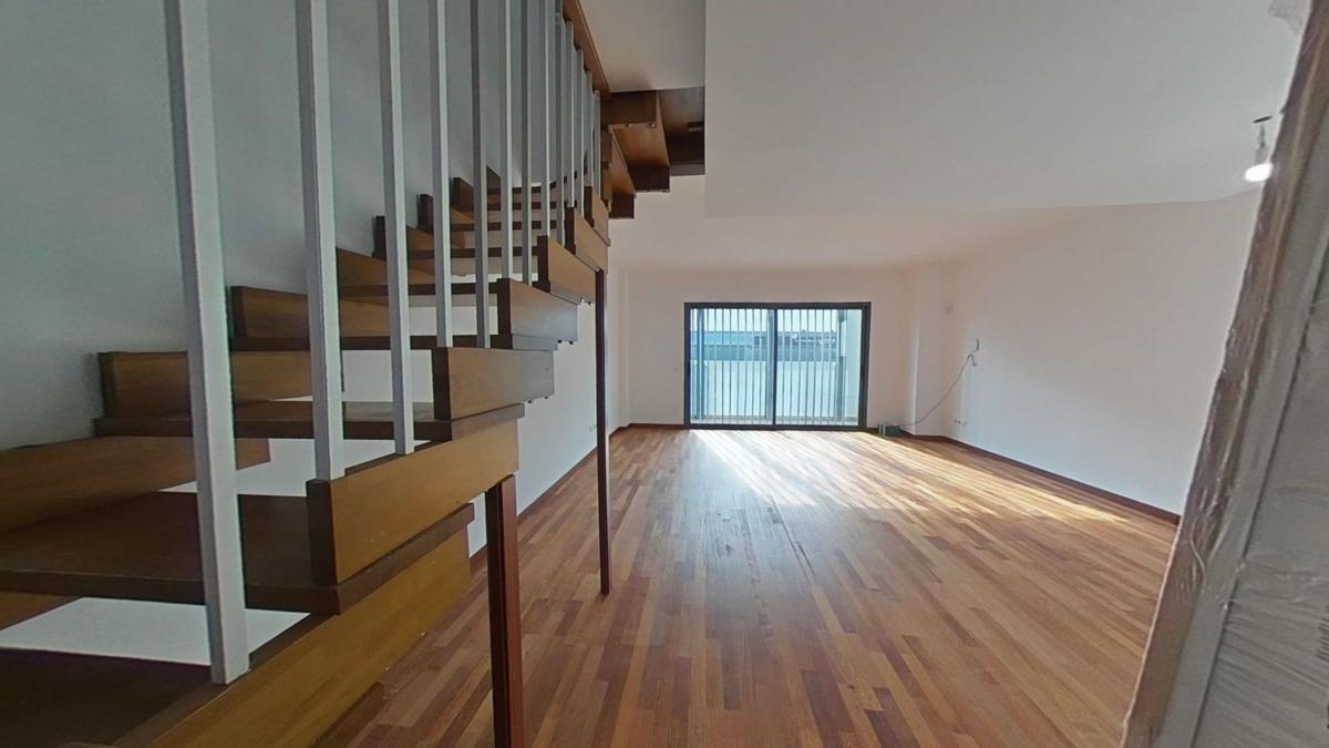 Продажа квартиры на Piso en Passatge Dos de Maig, Barri Antic - Centre, Viladecans, Виладеканс
photo 1