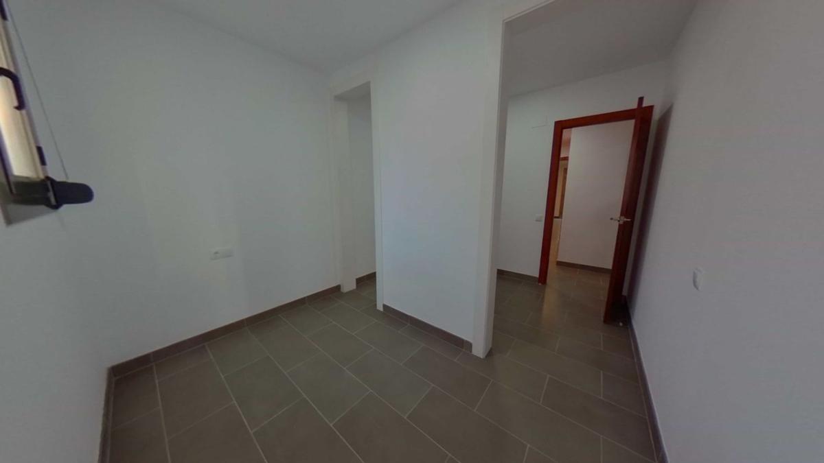 Venta de piso en Piso en Calle de Rogent, El Camp de l'Arpa del Clot, Barcelona, Barcelona
photo 5