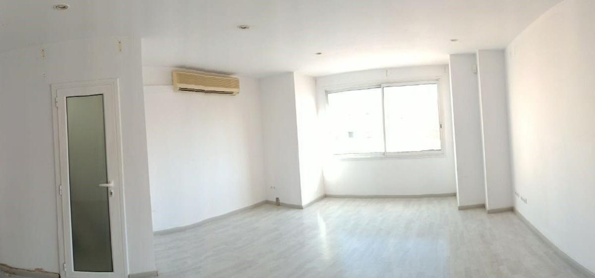 Venta de chalet independiente en Casa o chalet en Calle de la Caritat, Centre, Badalona, Badalona
 photo 2
