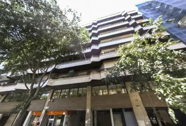 Sprzedaż mieszkania w Piso en Calle del Comte Borrell, La Nova Esquerra de l'Eixample, Barcelona, Barcelona
 photo