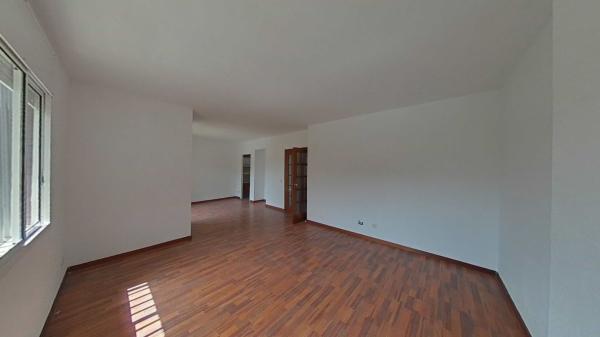 Chalet pareado en Calle Ferrer i Guàrdia, La Roureda, Viladecans photo 3