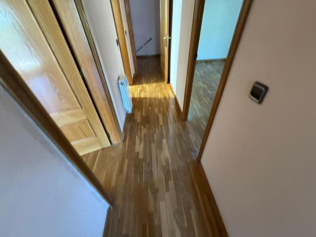 Sprzedaż niezależnego domku jednorodzinnego w Casa o chalet en Avenida de la Mare de Déu de Lourdes, Corbera de Llobregat, Corbera de Llobregat photo 3