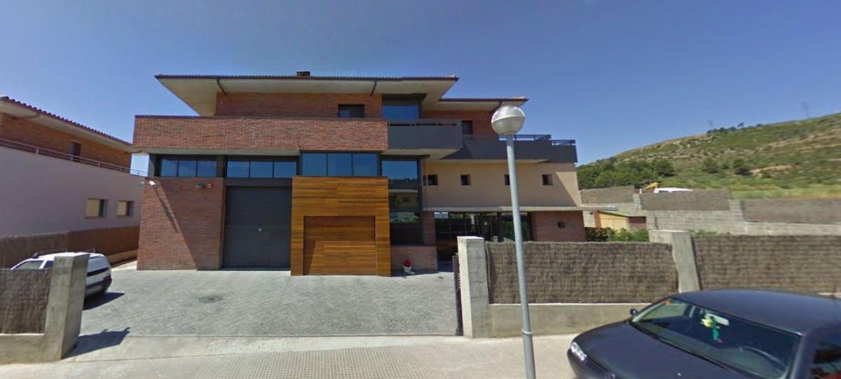 Properties for sale and rent in Spain photo 1
