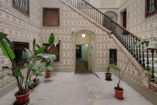 Продажа квартиры на Piso en Calle dels Còdols, El Gòtic, Barcelona, Барселона
photo 1