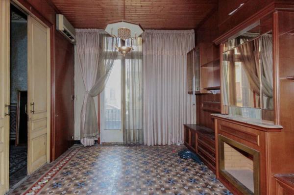 Продажа квартиры на Piso en Calle dels Còdols, El Gòtic, Barcelona, Барселона
thumbnail 1