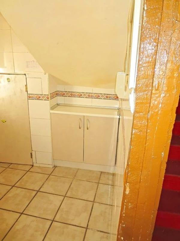 Sprzedaż niezależnego domku jednorodzinnego w Casa o chalet en Calle Cerca, Estépar, Estépar photo 4