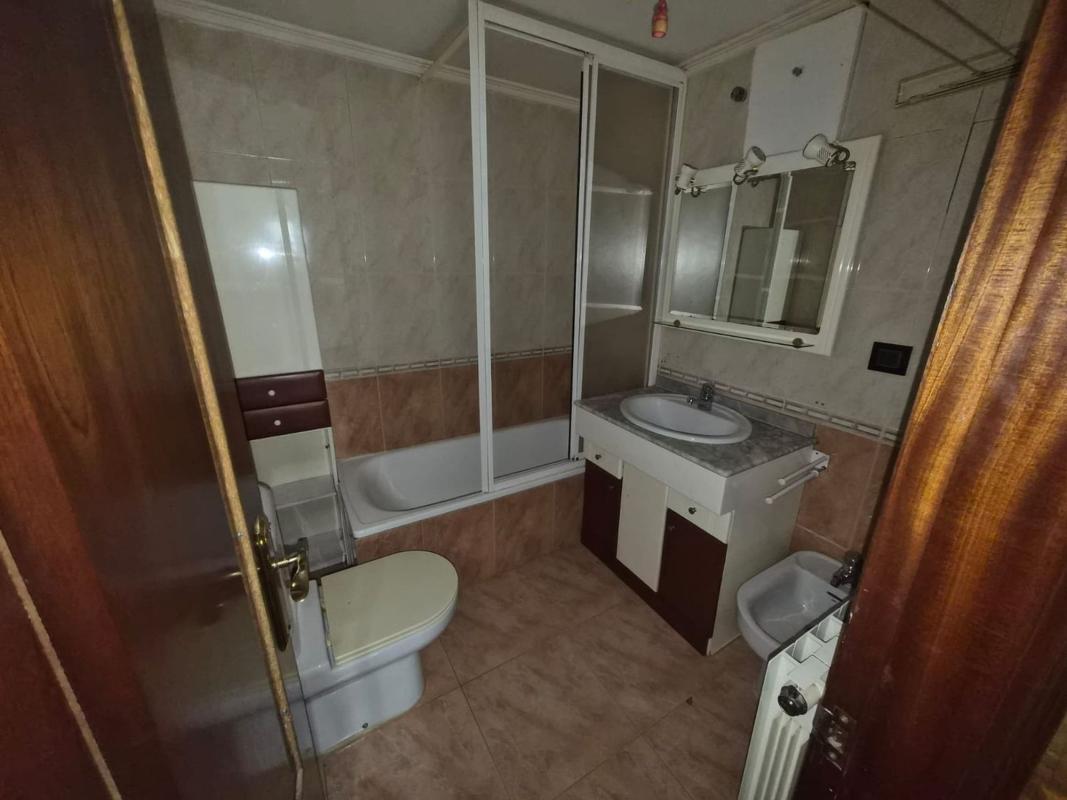 Sale of apartment in Piso en Calle Juan de Padilla, Plantío - Alcampo, Burgos, Burgos
 photo 5