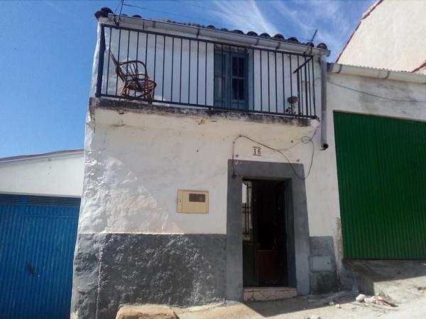 Chalet independiente en venta en Casa o chalet en Travesía Badajoz, Alcuéscar, Alcuéscar
photo 1