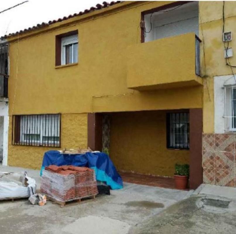 Propiedades en venta y alquiler en España photo 1