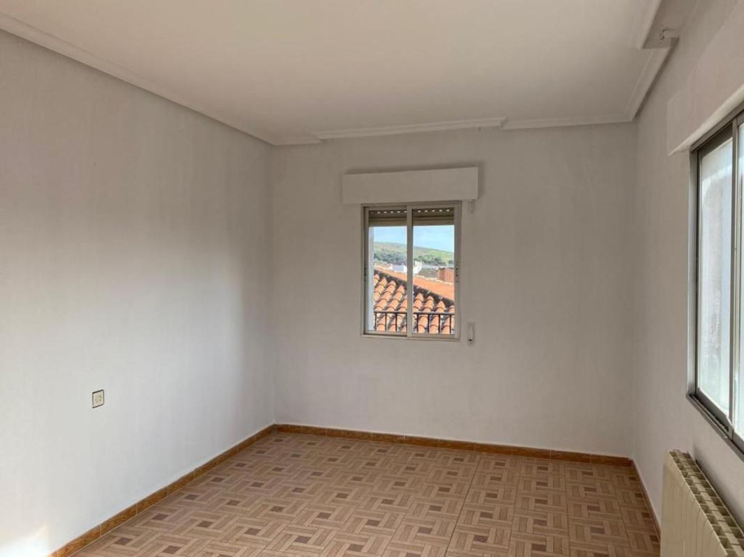 Venta de piso en Piso en Calle el Cancho, Mohedas de Granadilla, Mohedas de Granadilla
photo 4