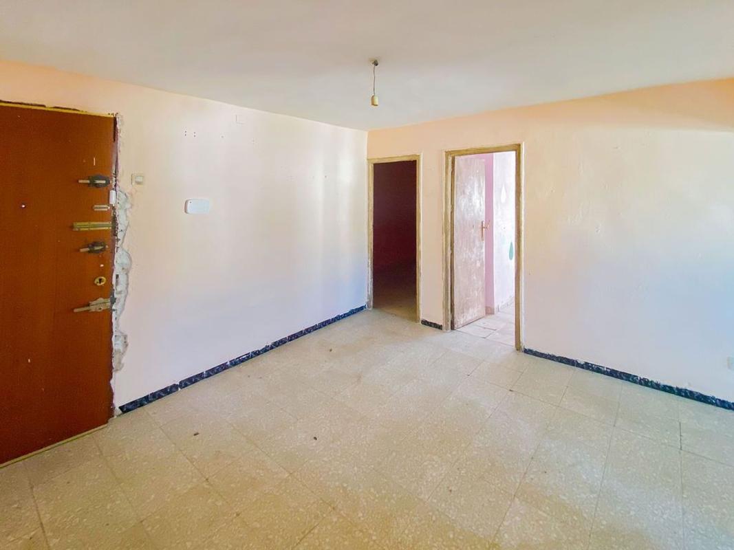 Venta de piso en Piso en Calle Guadalquivir, Saladillo - La Piñera, Algeciras, Algeciras
photo 3