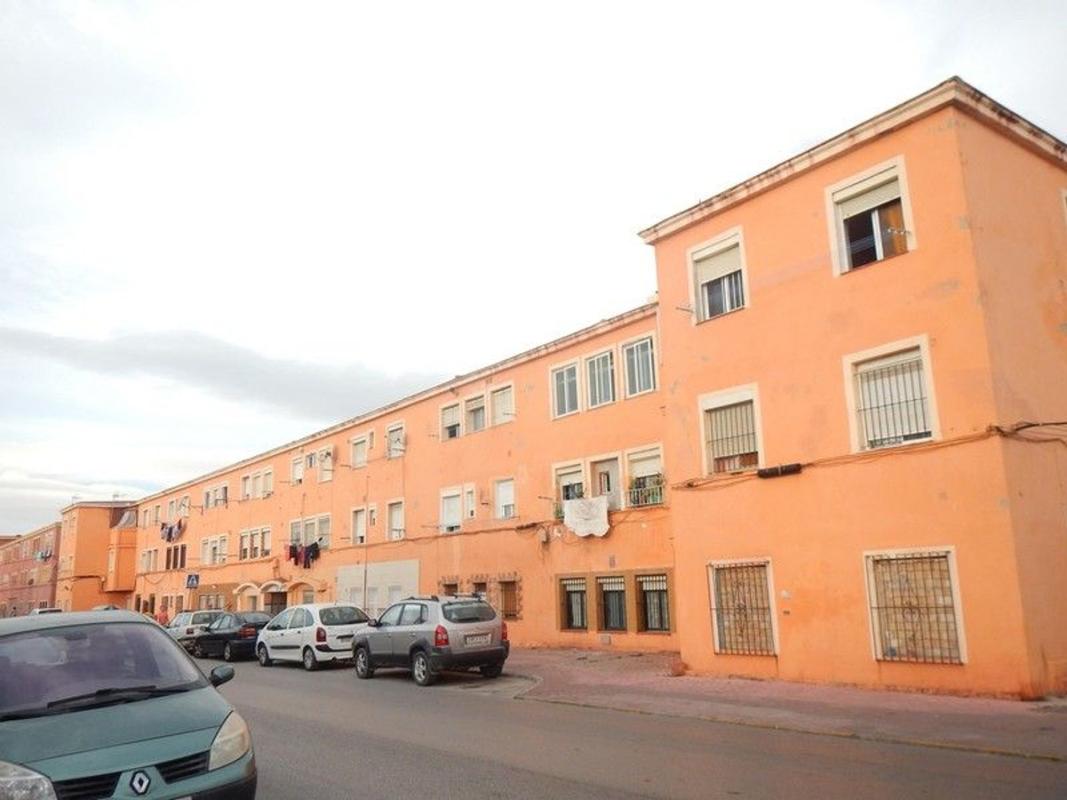 Продажа квартиры на Piso en Avenida Menéndez Pelayo, La Atunara-Periáñez, La Linea de la Concepcion, Ла Линеа де ла Консепсьон
photo 1