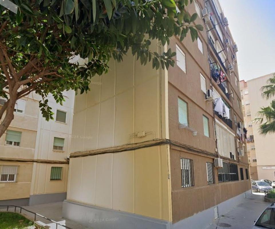 Продажа квартиры на Piso en Calle Servando Camúñez, La Pastora - La Estación, San Fernando, Сан-Фернандо
photo 1