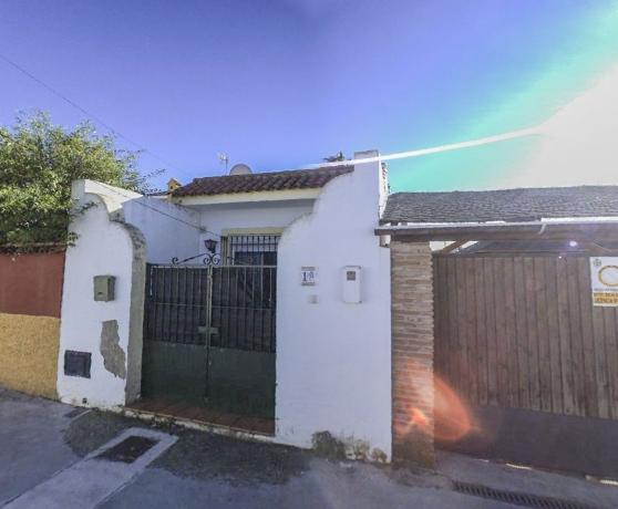 Частный шале на продаже в  Casa o chalet en Calle Cabo de Rocas, El Rinconcillo - San José Artesano, Algeciras, Алхесирас photo 2