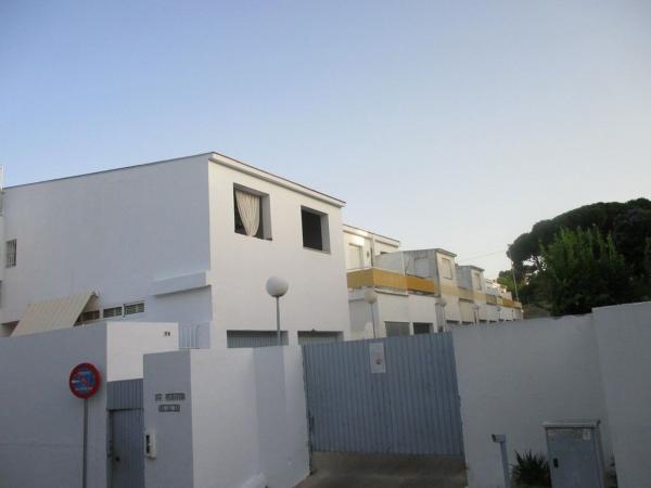 Chalet pareado en Avenida del Azahar, Santiago - Coronación, Jerez de la Frontera photo