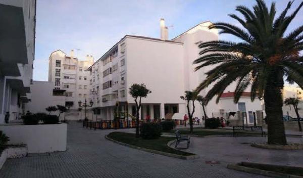 Venta de piso en Piso en Calle Ramón Menéndez Pidal, La Pastora - La Estación, San Fernando, San Fernando
 photo