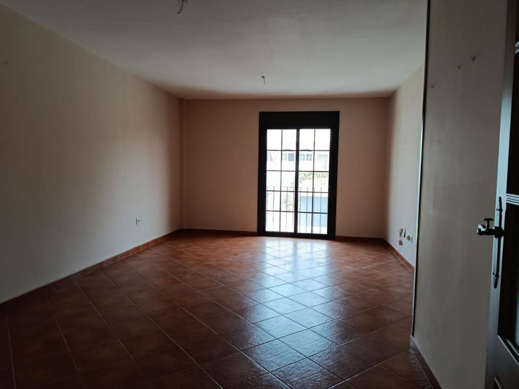Venta de piso en Piso en Calle Fragata, San García - La Juliana, Algeciras, Algeciras
photo 3