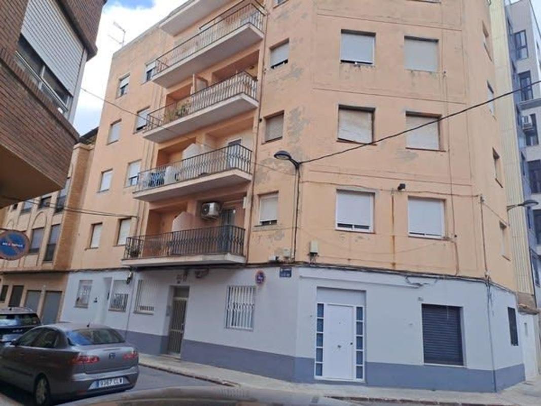 Продажа квартиры на Piso en Calle Lleó XIII, Avda. Alemania - Italia, Villarreal/Vila-Real, Вилларреал
photo 1