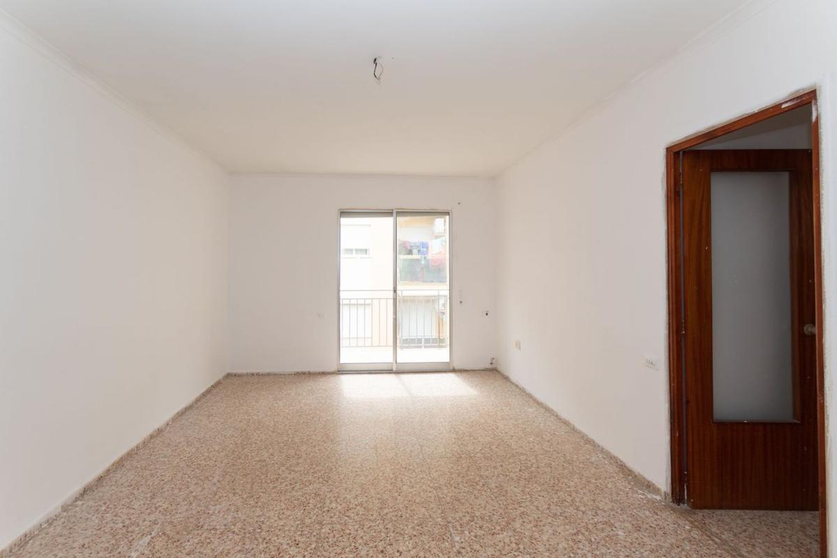 Venta de piso en Piso en Calle de la Mare de Déu de la Paciència, Zona Centro, Oropesa del Mar, Oropesa del Mar
photo 2