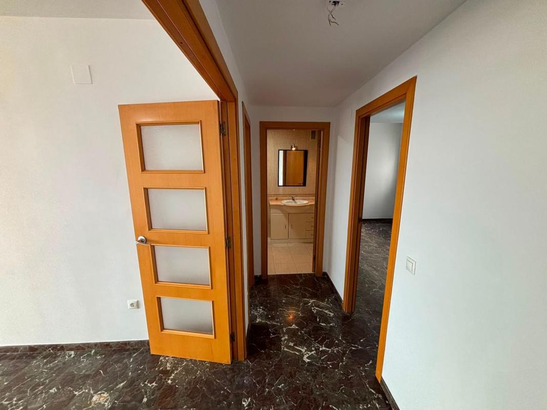 Sale of apartment in Piso en Avenida de l'Alcora, Onda, Wave
 photo 3