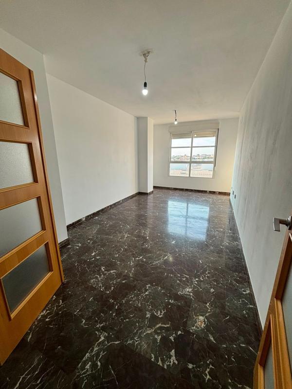 Sale of apartment in Piso en Avenida de l'Alcora, Onda, Wave
 photo 4