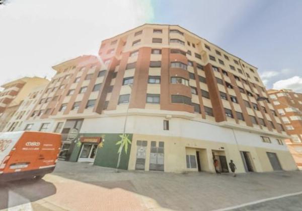 Sale of flat in Piso en Calle d'Osca, Zona Estadio Castalia, Castellón de la Plana / Castello de la Plana, Castellón de la Plana
 photo