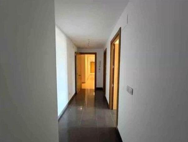 Продажа квартиры на Piso en Avenida de Juan XIII, Zona Salinas, Vinarós, Винарос
thumbnail 1