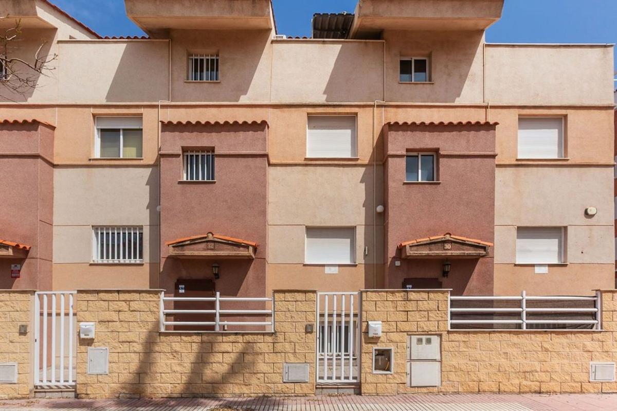 Propiedades en venta y alquiler en España photo 1