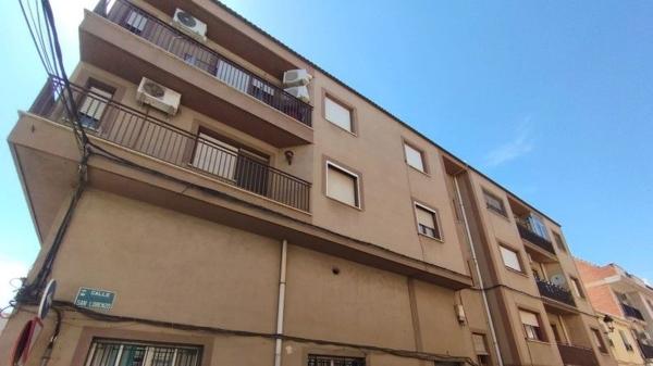 Продажа квартиры на Piso en Calle San Lorenzo, Tomelloso, Томельосо
 photo