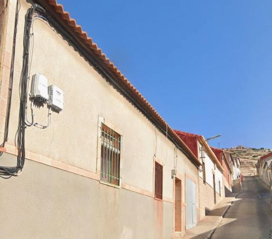 Venta de chalet independiente en Casa o chalet en Calle Velázquez, Centro, Puertollano, Puertollano
photo 1
