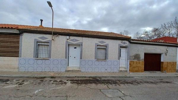 Chalet pareado en Calle Don Quijote, Ctra de Córdoba - Libertad, Puertollano photo 1